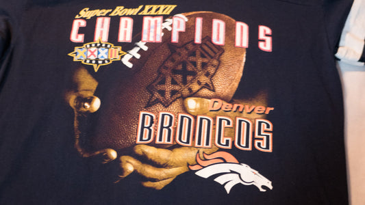 SuperHi Las Vegas 1998 Super Bowl XXXII Broncos Champions Football T-Shirt Size L
