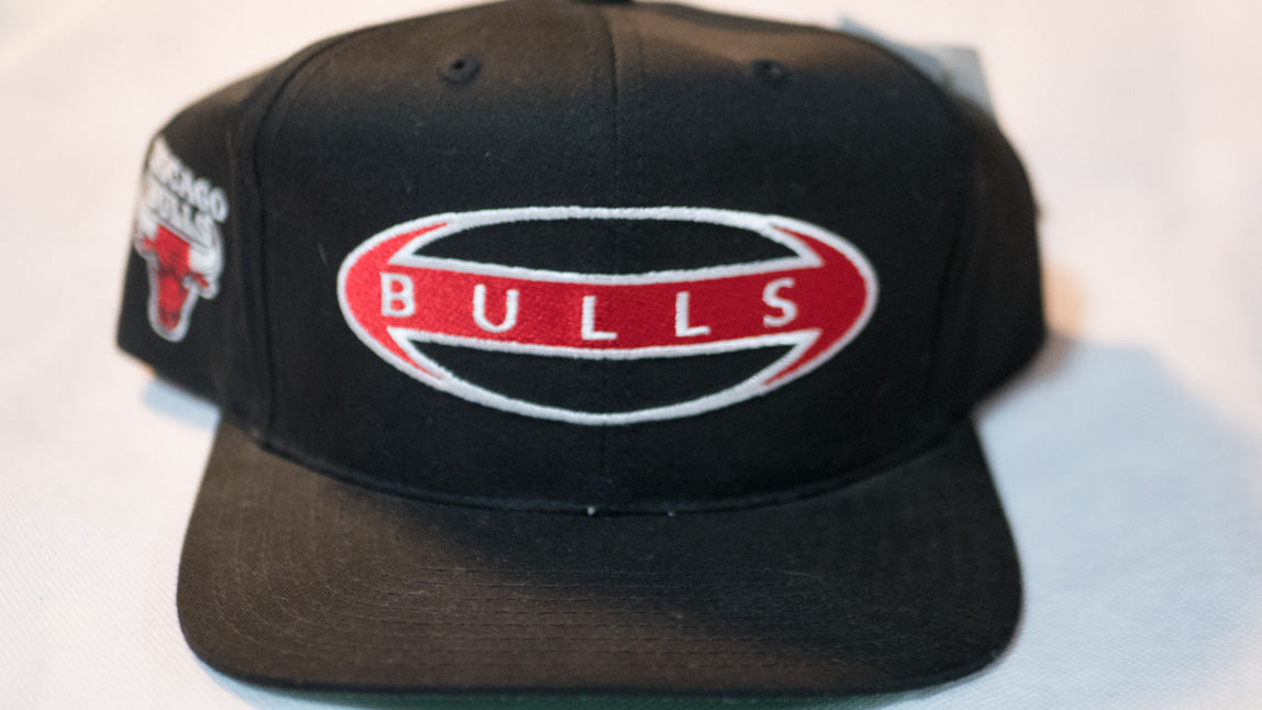 SuperHi Las Vegas Deadstock 1990's Chicago Bulls ANNCO Snapback Hat